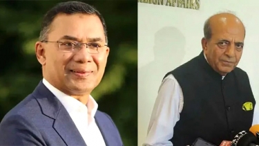 প্রধানমন্ত্রীর সফরের অধীর অপেক্ষায় ভারত