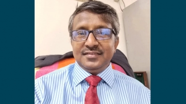 <small>বিচারপতিদের ভাবমূর্তি ক্ষুণ্ন</small> চাকরি হারালেন সুপ্রিম কোর্টের সেই সহকারী রেজিস্ট্রার