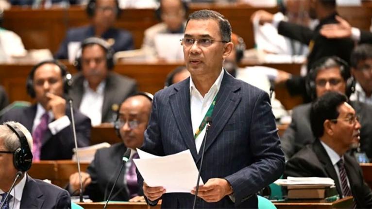 সংসদে প্রধানমন্ত্রী সব সুযোগ-সুবিধা নিয়ে আসছে ‘ইউনিভার্সাল কার্ড’
