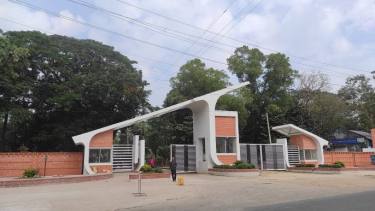 Cuet teachers launch full strike demanding reinstatement of former VC