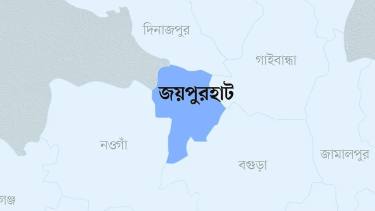 <small>কালাইয়ে কিডনি বেচাকেনা</small> কালাইয়ে কিডনি বেচাকেনা: বিচার না হওয়ায় জামিনে বেরিয়ে ফের অপরাধে জড়াচ্ছেন আসামিরা
