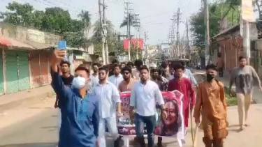 কুমিল্লায় নিষিদ্ধ ছাত্রলীগের ঝটিকা মিছিল, আটক ১৭