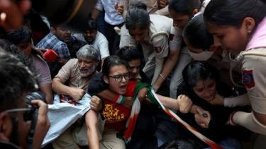 দিল্লিতে প্রধান নির্বাচন কমিশনারের পদত্যাগের দাবিতে বিক্ষোভ, আটক ৭ শতাধিক